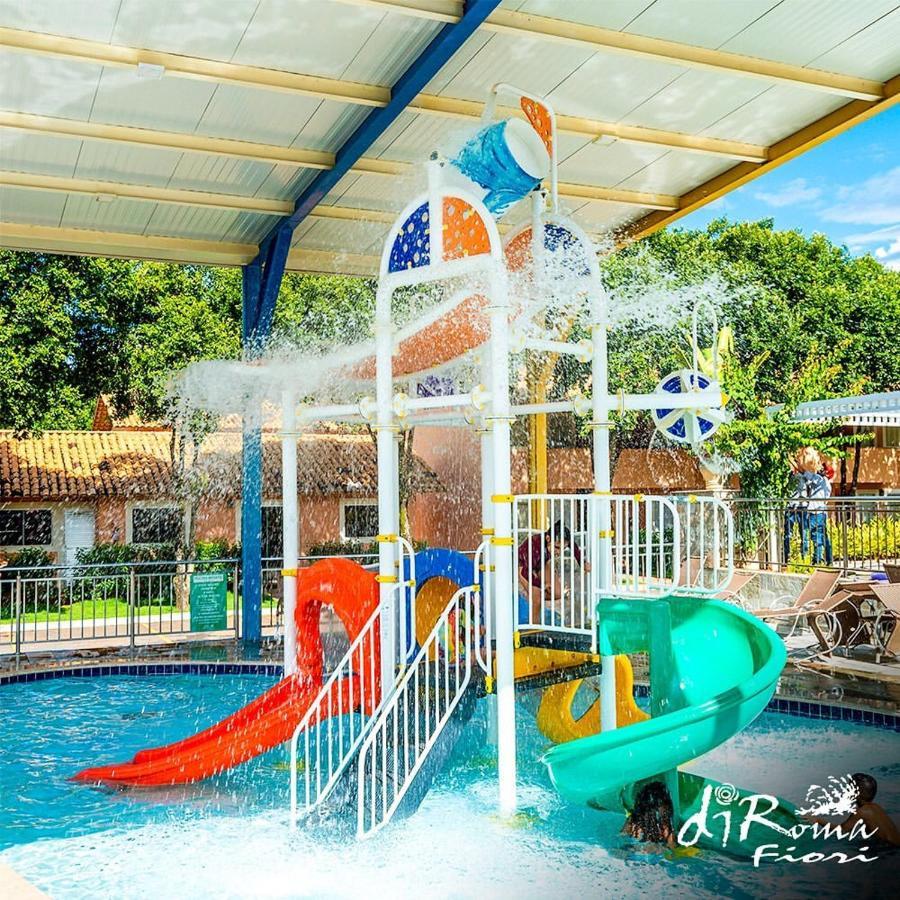 Caldas Novas - Diroma Fiori - Incluso 1 Acesso Ao Acqua Park Vulca - Oficial Екстериор снимка